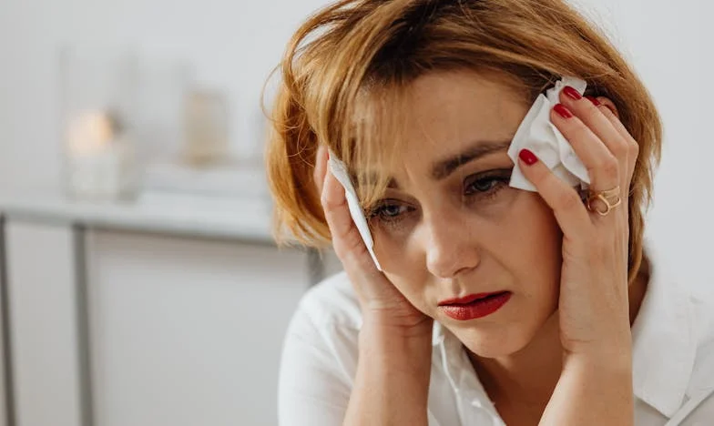 Hostem ve vlastním domě: Příběh o lásce, rodině a ztrátě sebe sama