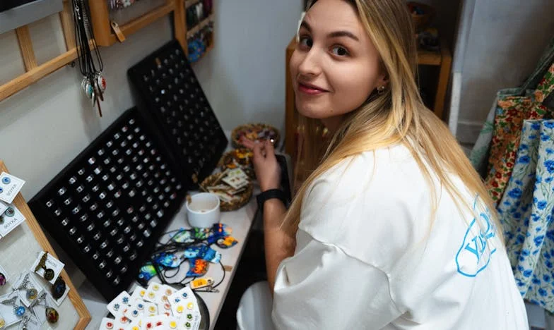 Mami, proč jsi mě nikdy neobejmula?