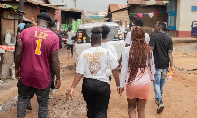 Matčina tichá bolest: Kde končí oběť a začíná sebeúcta?