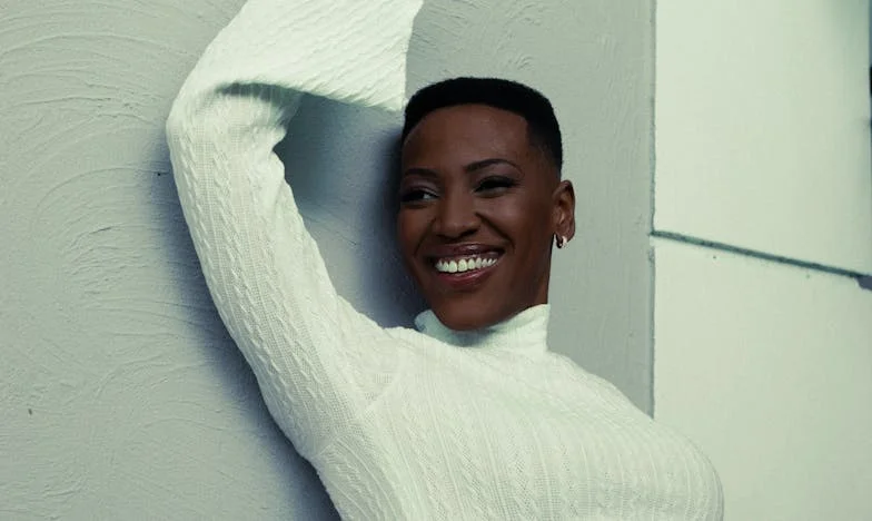 Puklina v polykarbonátu: Jak jedna trhlina téměř rozbila dvě rodiny v srdci Moravy