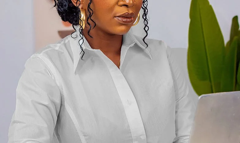 Stará smeták a ticho mezi námi: Můj boj o to být slyšena