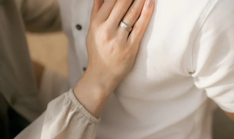 Ultimátum od tchyně: Příběh Emy z Prahy, která musela volit mezi sebou a rodinou