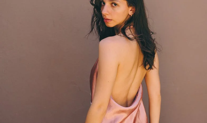 Zbędna wśród najbliższych: Opowieść o samotności matki i babci