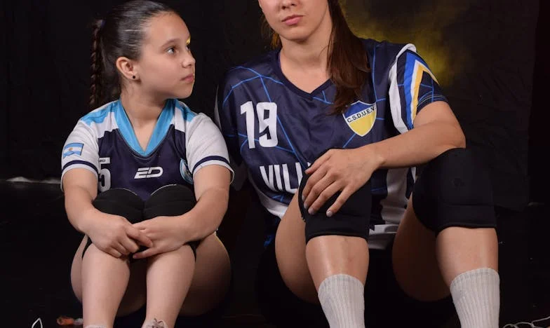 Blizny i przyjaźń: Opowieść o Magdzie i Lizie, które nauczyły się akceptować siebie