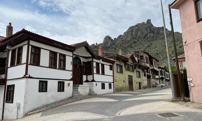 Głód, który milczy – Historia sąsiadki, która nauczyła mnie patrzeć inaczej