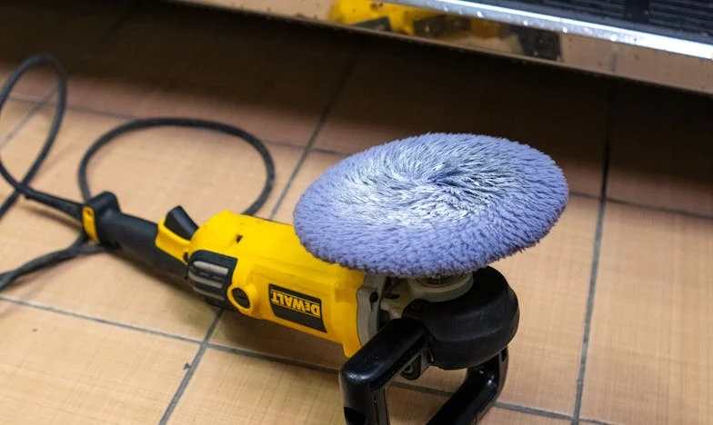 Na krawędzi światła: Historia mojego życia w cieniu choroby i rodzinnych tajemnic