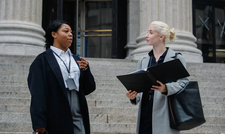 Miałam 17 lat, kiedy zostałam mamą. Dziś pytam: czy mogłam zrobić coś inaczej?