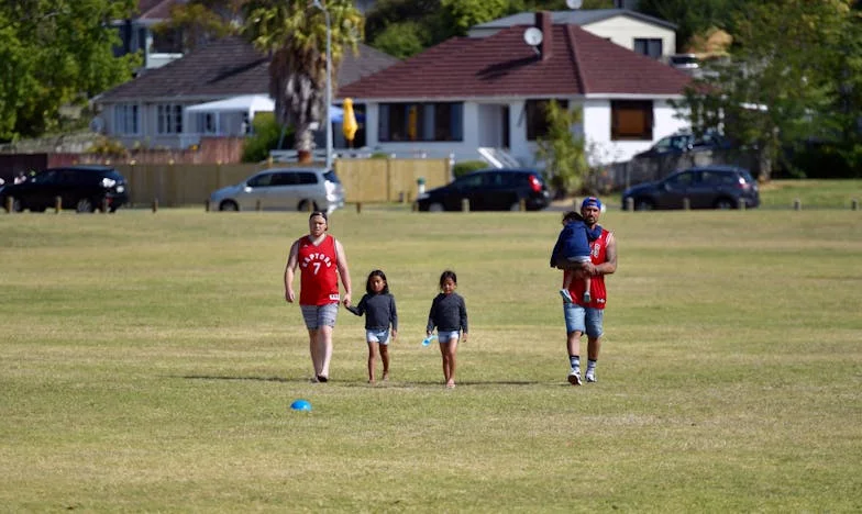 Nie mogę uwierzyć, że to zrobili: oddali mi zrujnowaną chatę, a teraz chcą ją odzyskać po remoncie