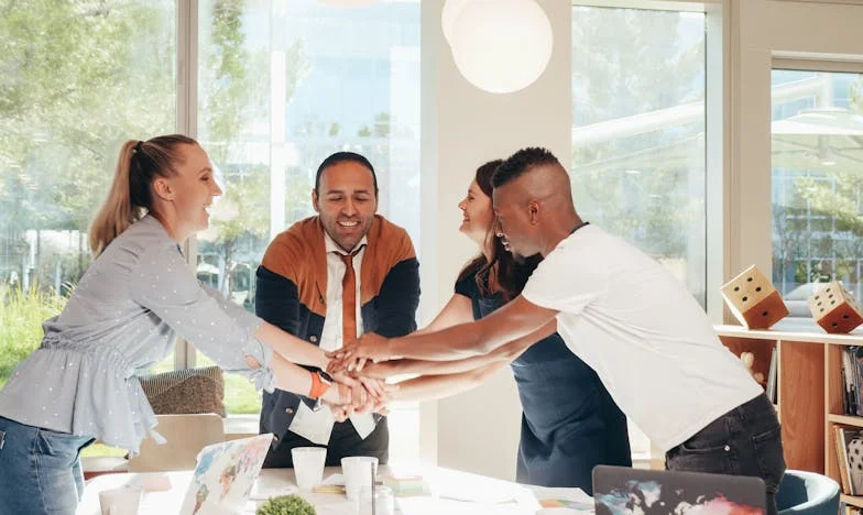 Oddałam swój dom przyjaciołom — dziś żałuję tej decyzji bardziej niż czegokolwiek