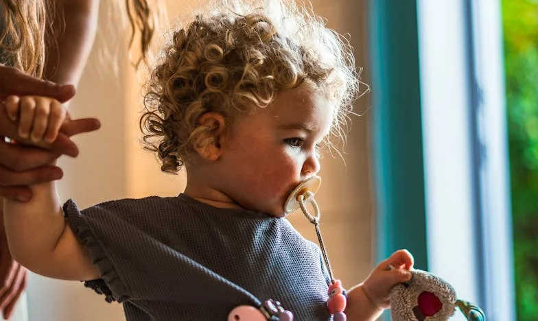 Ojciec chce podzielić dom na pół z moim przyrodnim bratem, którego prawie nie znam. Co robić?