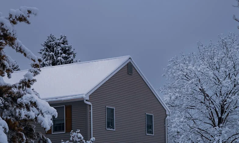 Po śmierci męża zostałam wyrzucona z domu przez pasierbów – jak odnalazłam siebie na nowo po trzydziestce