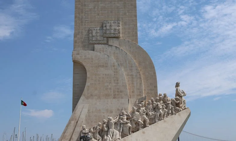 „Sprzedaj swój dom, żebyśmy mogli kupić nowy” – czyli jak zięć próbował przejąć stery w moim życiu