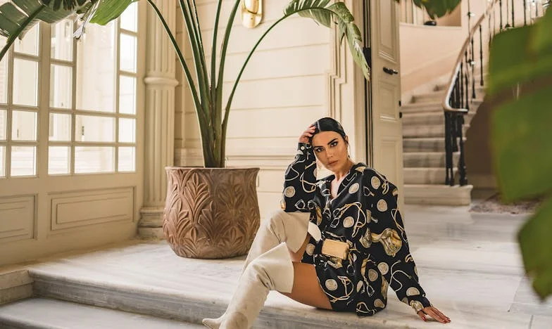 „Nie pasujesz tu” – Historia Marty, sprzątaczki z marmurowego biurowca, która musiała walczyć o swoją godność