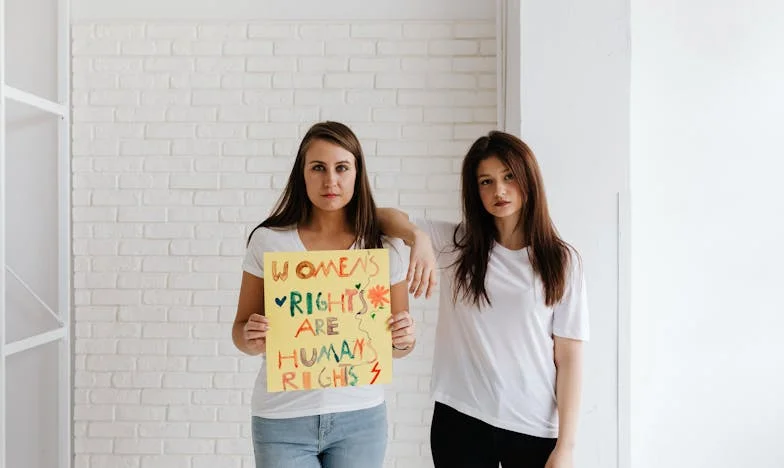 Wyrzucony z autobusu przez drobny błąd: Jak jeden poranek zmienił moje spojrzenie na ludzi i siebie