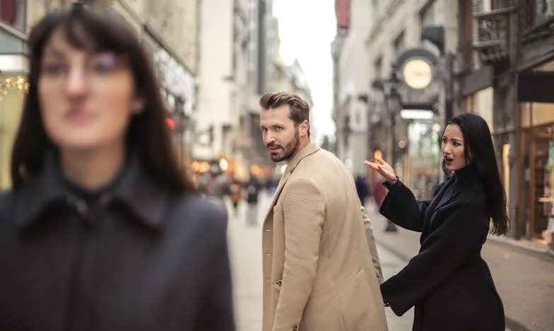 Zaufanie na krawędzi: Historia o rodzinie, pieniądzach i przebaczeniu