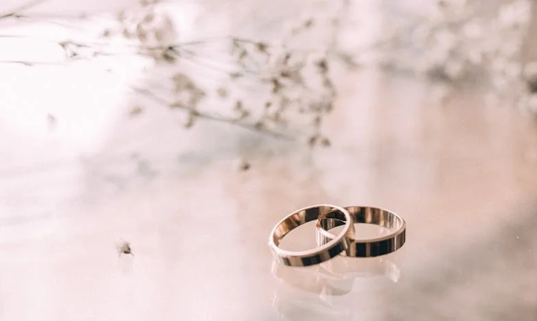 Zdradzona przez Przyjaciółkę: Jak Moja Najlepsza Koleżanka Wyrzuciła Mnie z Wesela Przez Mój Wygląd