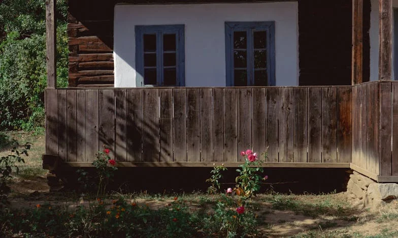 Jak modlitwa i wiara pomogły mi przetrwać, gdy teściowa próbowała wyrzucić mnie z domu