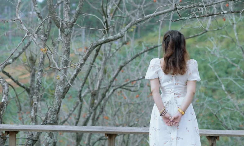 Telefon, który rozdarł moje życie – historia przyjaźni, zdrady i rodzinnych tajemnic