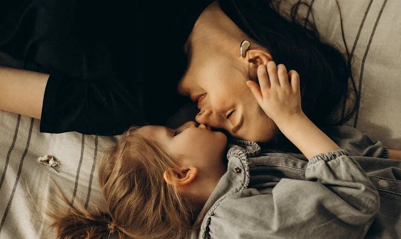 Między obowiązkiem a miłością: Kiedy moja mama odmówiła opieki nad moją córką
