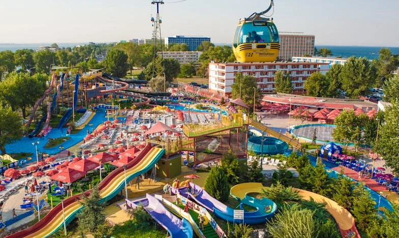 Hogyan próbáltam távol tartani a hívatlan rokonokat, akik minden családi eseményt tönkretettek