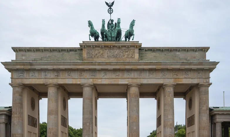 Könnyek és Vádak: Egy Anya és Lánya Harca a Szeretetért