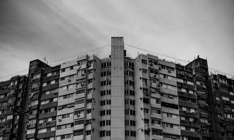 „Ne gyere többet, anya” – Egy magyar család széthullása egy hazugság miatt