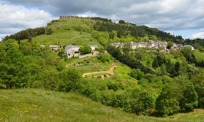 Osztrák, de magyarul: Egy magyar család széthullása a hűtlenség árnyékában