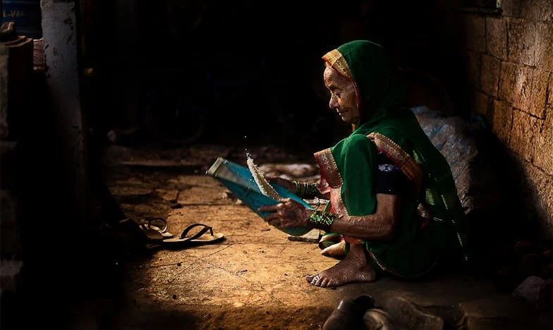 Amikor a múlt árnyéka ránk vetült: Hogyan maradtunk együtt, miközben mindenki ellenünk volt