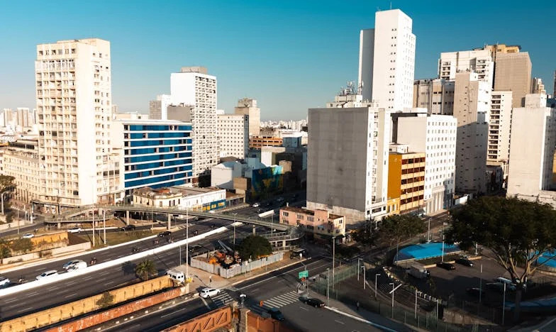 Évek Távol az Otthontól: Három Gyerekemnek Vettem Lakást, de Az Igazi Otthonom Bennük Találtam Meg