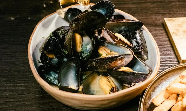 Fiam visszaköltözött válása után: Most az otthonom romokban hever