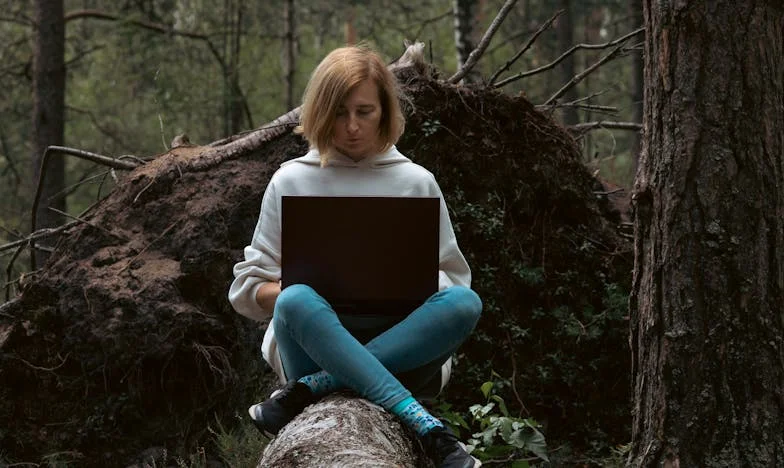 Hit, Harc, és Újjászületés: Hogyan Találtam Meg Önmagam a Négy Fal Között