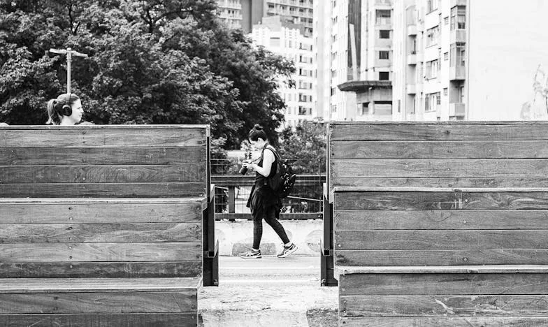 Örökké fiatal? Egy magyar nő vallomása a tükör előtt