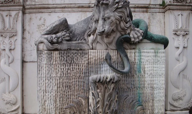 Titkos terhek: Egy magyar család széthullásának története