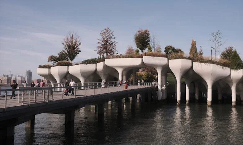 Darálthús, döntések és egy anya könnyei – Egy harmincas budapesti férfi útja a felnőtté válásig