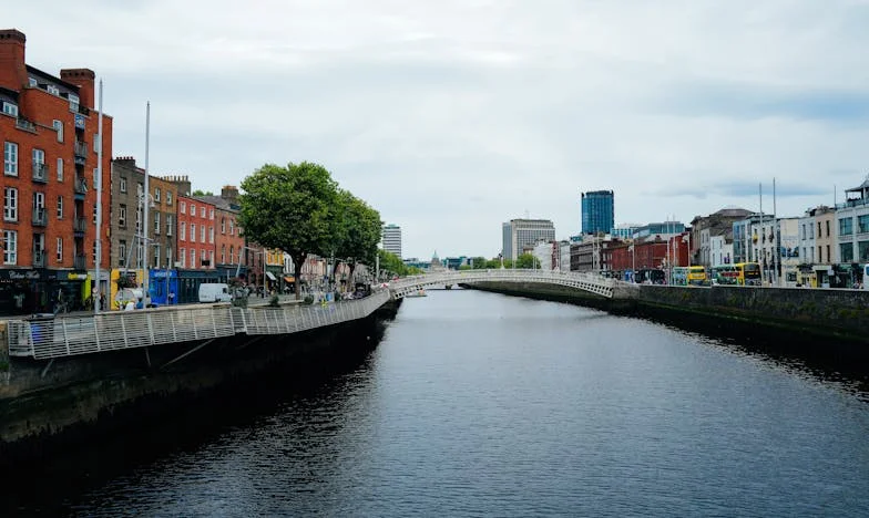 Egy ismeretlen hívás mindent megváltoztatott – Egy budapesti nő vallomása családról, titkokról és megbocsátásról