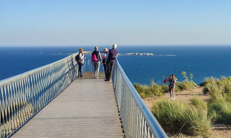 Hazahoztam Anyámat, de Egy Hónap Múlva El Kellett Engednem – Egy Lány Vallomása