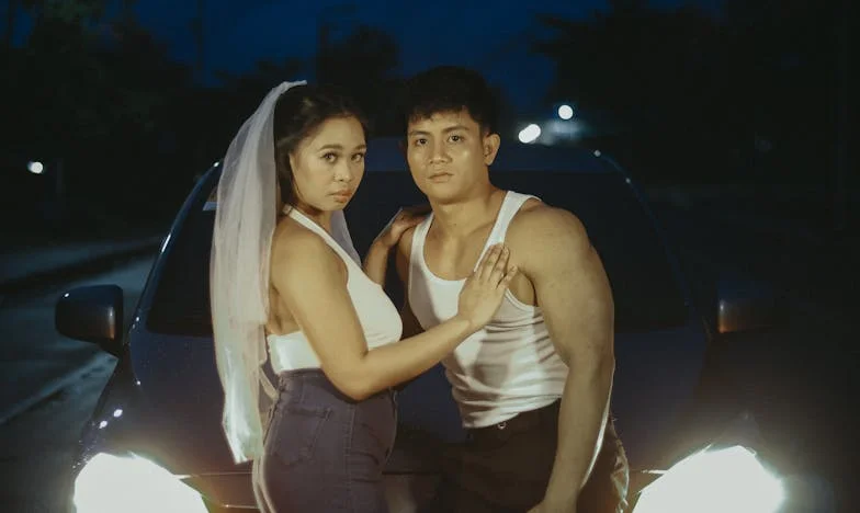 Két Tűz Között: Egy Anya Harca a Fia Szeretetéért – Meddig Tart a Gondoskodás?