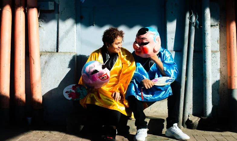 Két Otthon Között: Egy Testvér Harca a Saját Fedélért