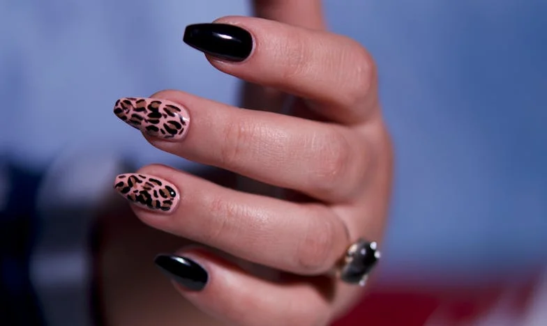 Születésnapi vacsora stressz nélkül: Hogyan éltem túl a férjem családját és maradtam ép ésszel?