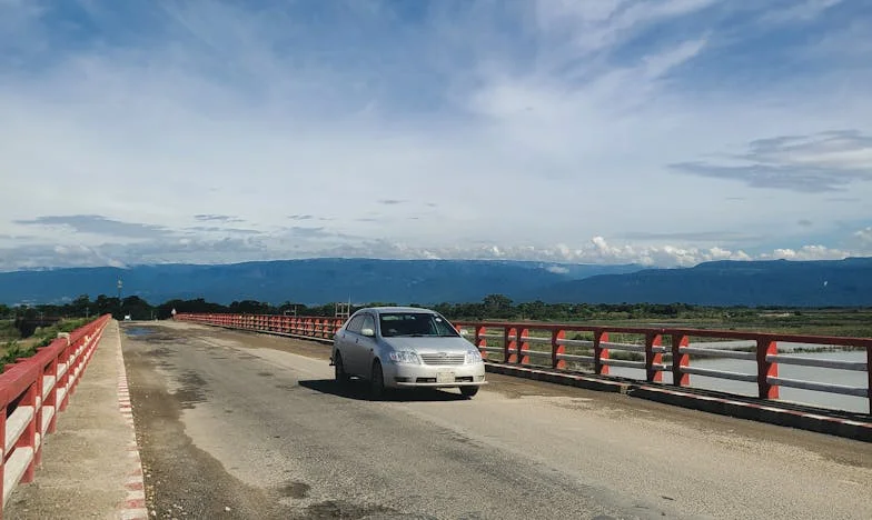 Kizárva a Saját Otthonomból: Egy Magyar Család Titkai és Sebei