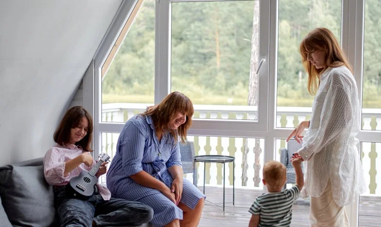 „Anya, add vissza a kulcsokat!” – Egy magyar család határhúzó harca a mindennapokban