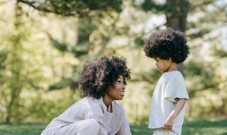 De nacht dat ik mijn dochter verloor – en weer vond: Een verhaal over angst, hoop en familiegeheimen