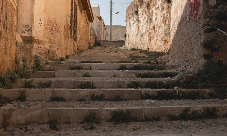 Erfenis in de Amsterdamse Jordaan: Een Familie in Tweestrijd
