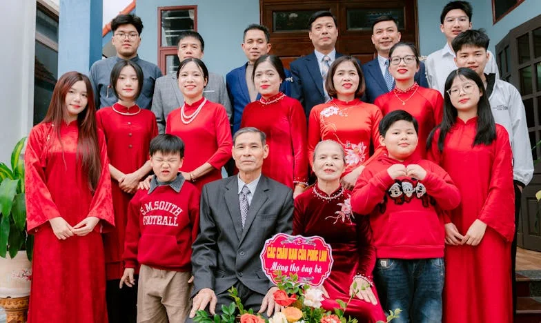 Mijn schoonmoeder vergelijkt mij niet alleen met haar dochter, maar nu zelfs met haar kleinkinderen!