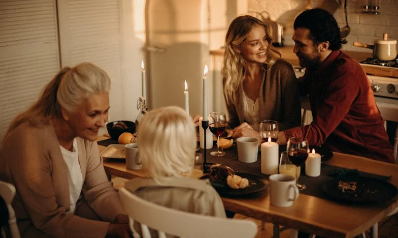 Mijn schoonmoeder vervloekt me omdat ik haar zoon heb 'afgepakt' – maar niemand zag hoe ongelukkig hij was