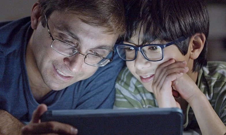 Zes motorrijders verdwenen met de pasgeborene van mijn overleden zus: een dagboek vol wanhoop