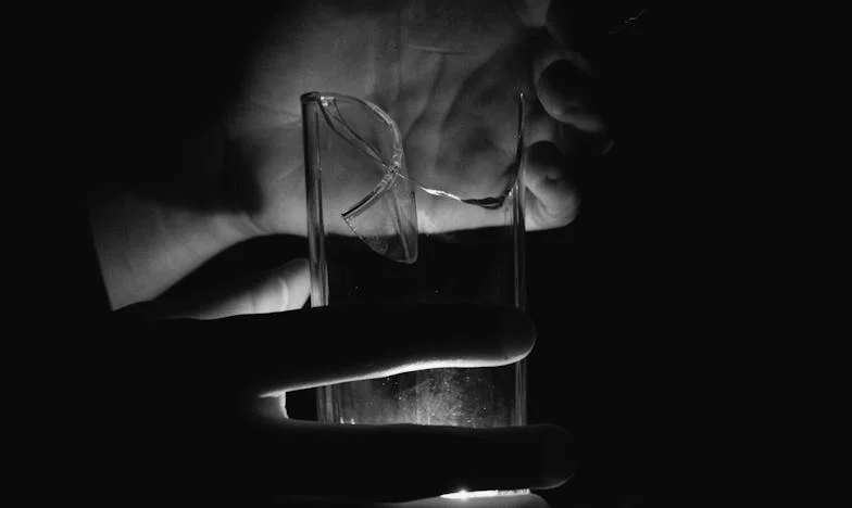 Alles Gegeven voor Mijn Dochters, Nu Ben Ik Alleen: Waarom Word Ik Zo Behandeld?