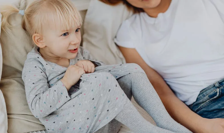 Uit mijn eigen leven gegooid: "Je bent geen moeder, maar een vloek" – Mijn val en strijd om mijn zoon
