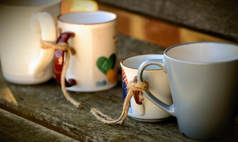 Het Crèmekleurig Tapijt-Ultimatum: Toen Margareta voor een grijzende hond koos boven een perfecte kerst