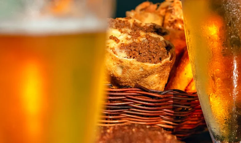 „Synu, domov na tebe čeká. Ale prosím, postarej se o svou nemocnou sestru.“ – Tajemství a viny jedné české rodiny